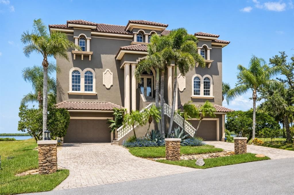 4631 HARBORPOINTE DRIVE PORT RICHEY, FL 34668