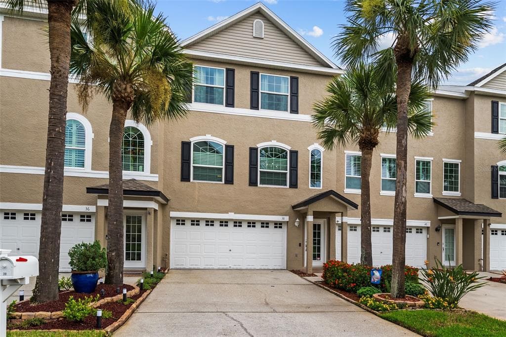 38 SEAGRAPE CIRCLE CLEARWATER, FL 33759