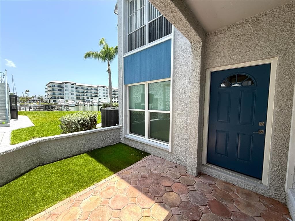 201 MEDALLION BOULEVARD UNIT D MADEIRA BEACH, FL 33708