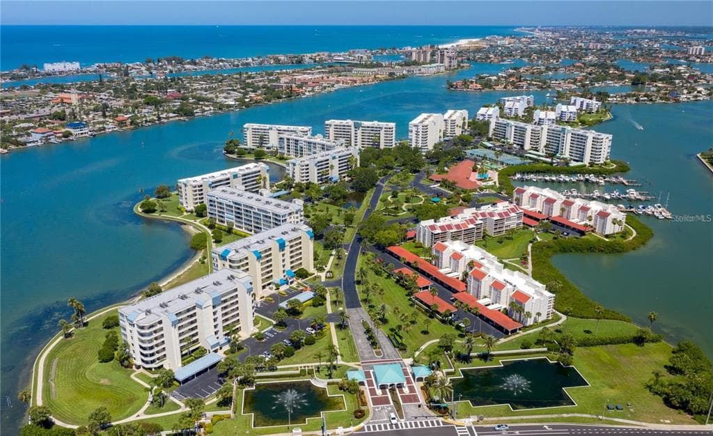 7984 SAILBOAT KEY BOULEVARD S UNIT 303 ST PETERSBURG, FL 33707