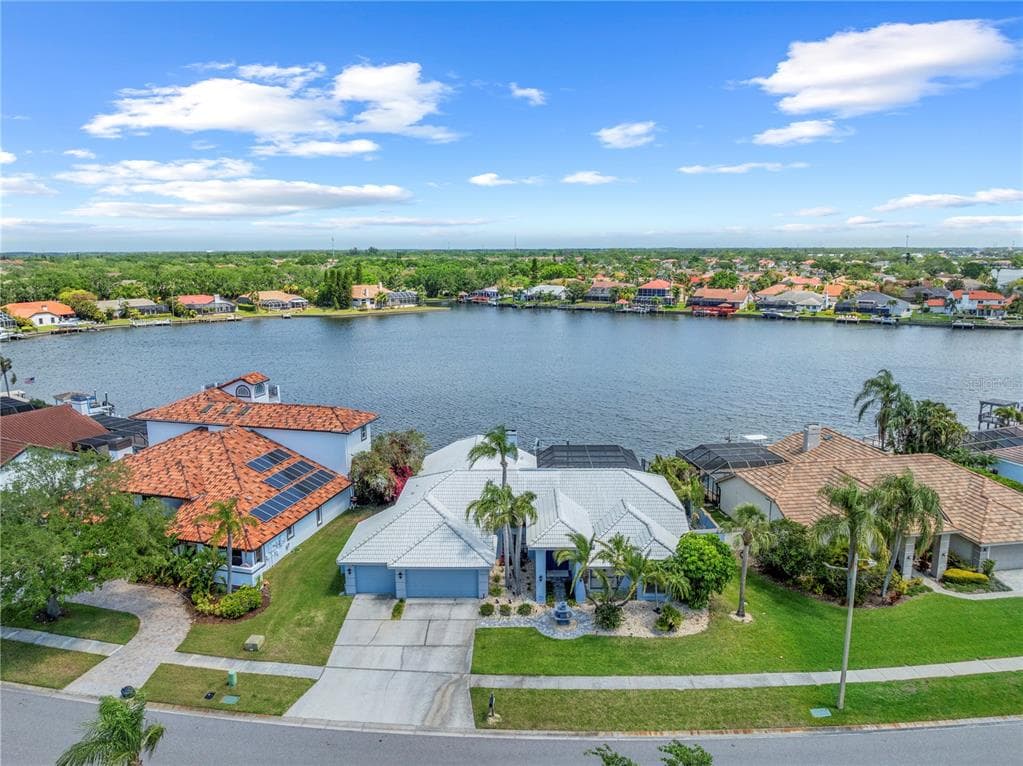 5104 E LONGBOAT BOULEVARD TAMPA, FL 33615