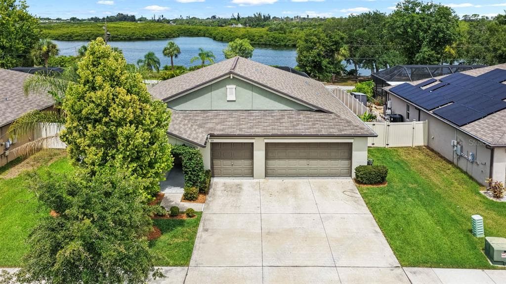 809 TIMELESS MOSS DRIVE RUSKIN, FL 33570