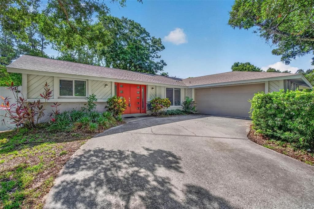 324 SWEETGUM COURT PALM HARBOR, FL 34683