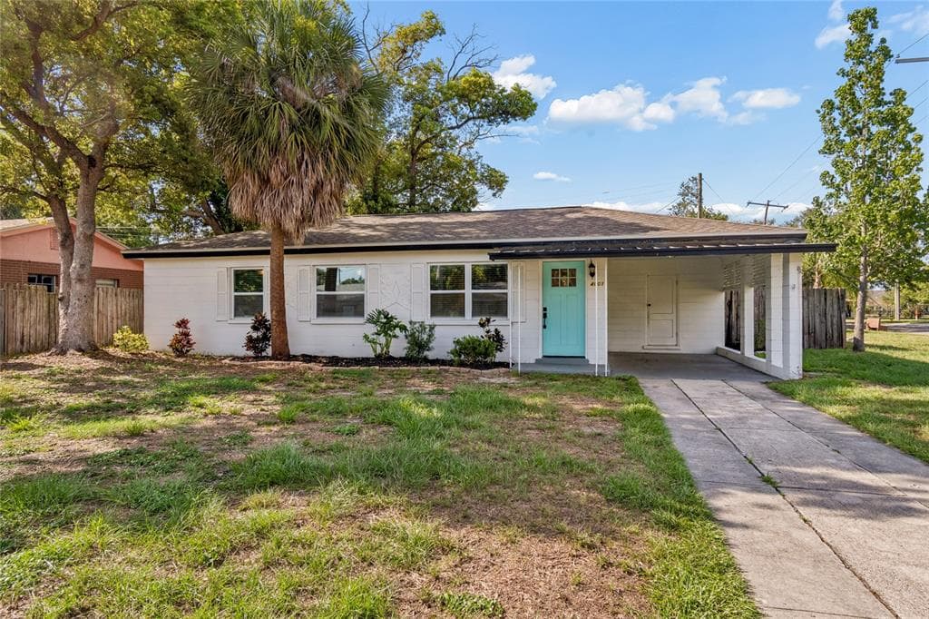 4001 W ROGERS AVENUE TAMPA, FL 33611