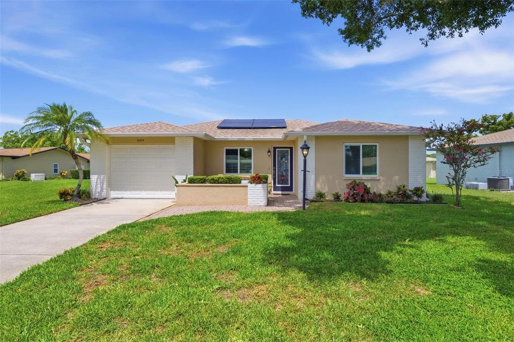 10600 41ST COURT N CLEARWATER, FL 33762