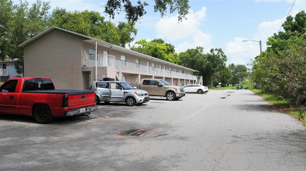 4015 76TH AVENUE N UNIT 4025 PINELLAS PARK, FL 33781