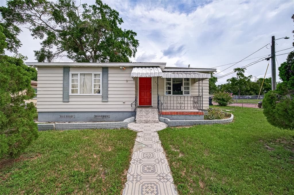 804 E FLORA STREET TAMPA, FL 33604