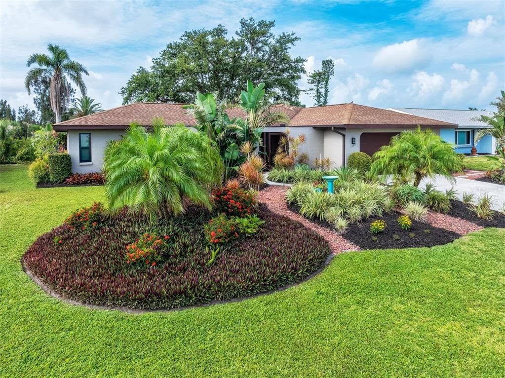 2360 BAL HARBOUR DRIVE VENICE, FL 34293
