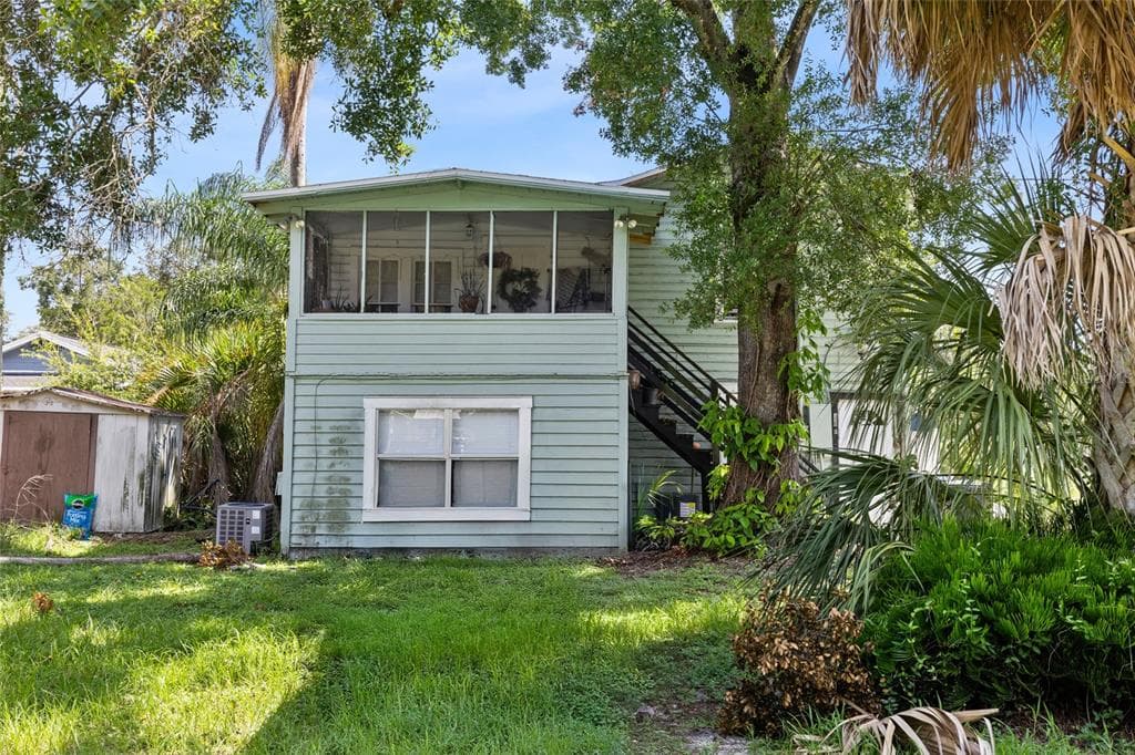 128 W NORTH STREET TAMPA, FL 33604
