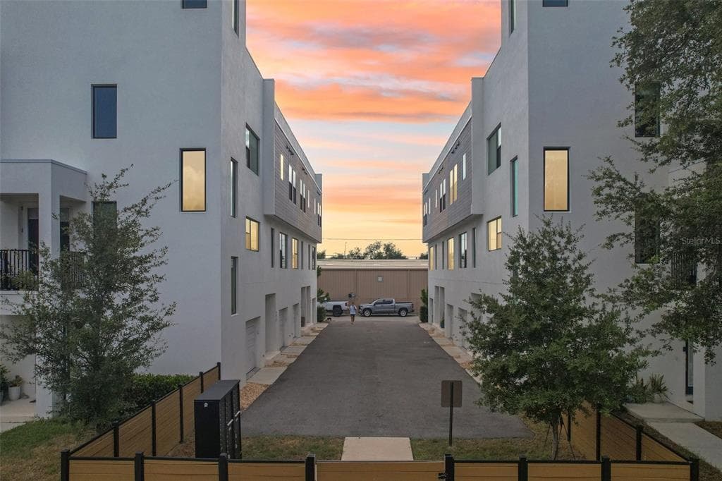 312 15TH STREET N ST PETERSBURG, FL 33705
