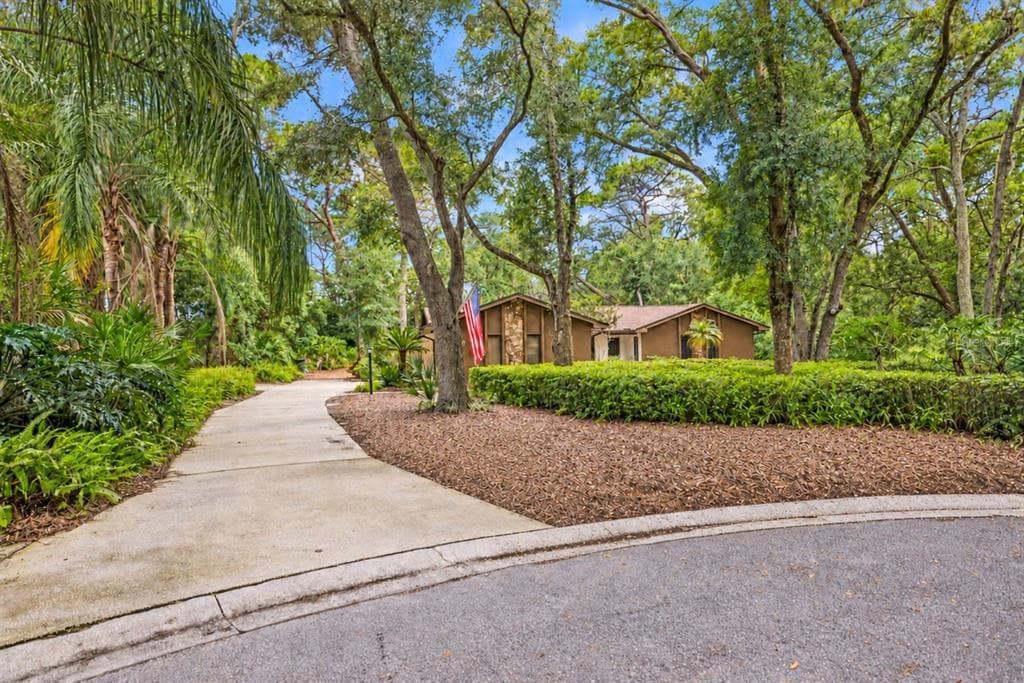 1660 NARNIA COURT DUNEDIN, FL 34698