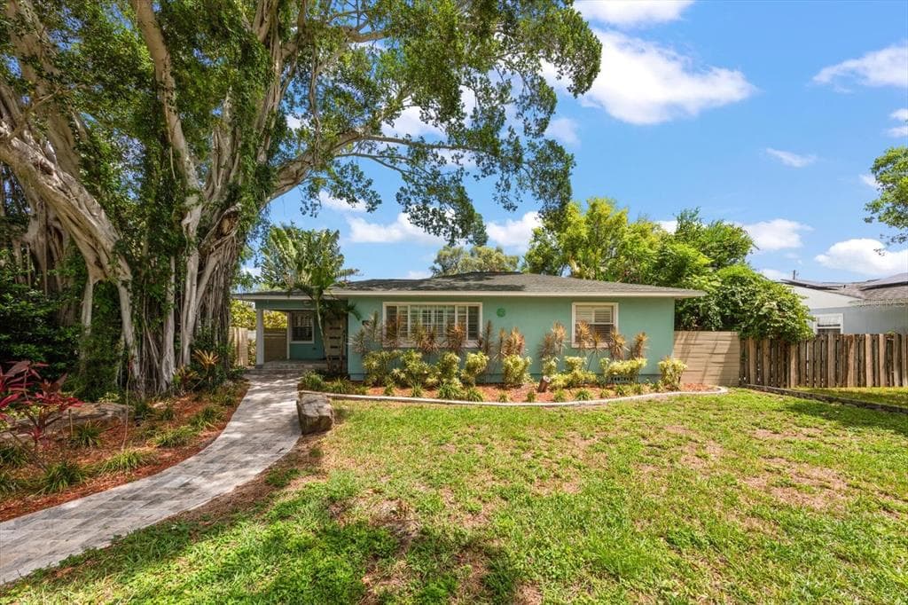 5015 20TH AVENUE N ST PETERSBURG, FL 33710
