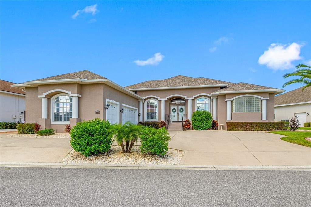 6750 HUNTINGTON HILLS BOULEVARD LAKELAND, FL 33810