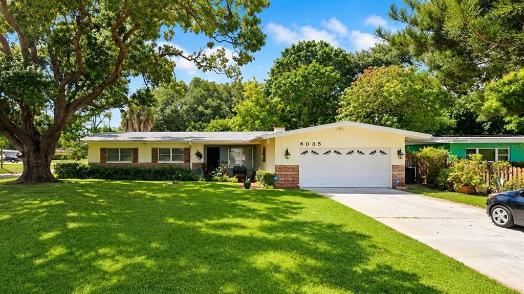 6035 7TH STREET S ST PETERSBURG, FL 33705
