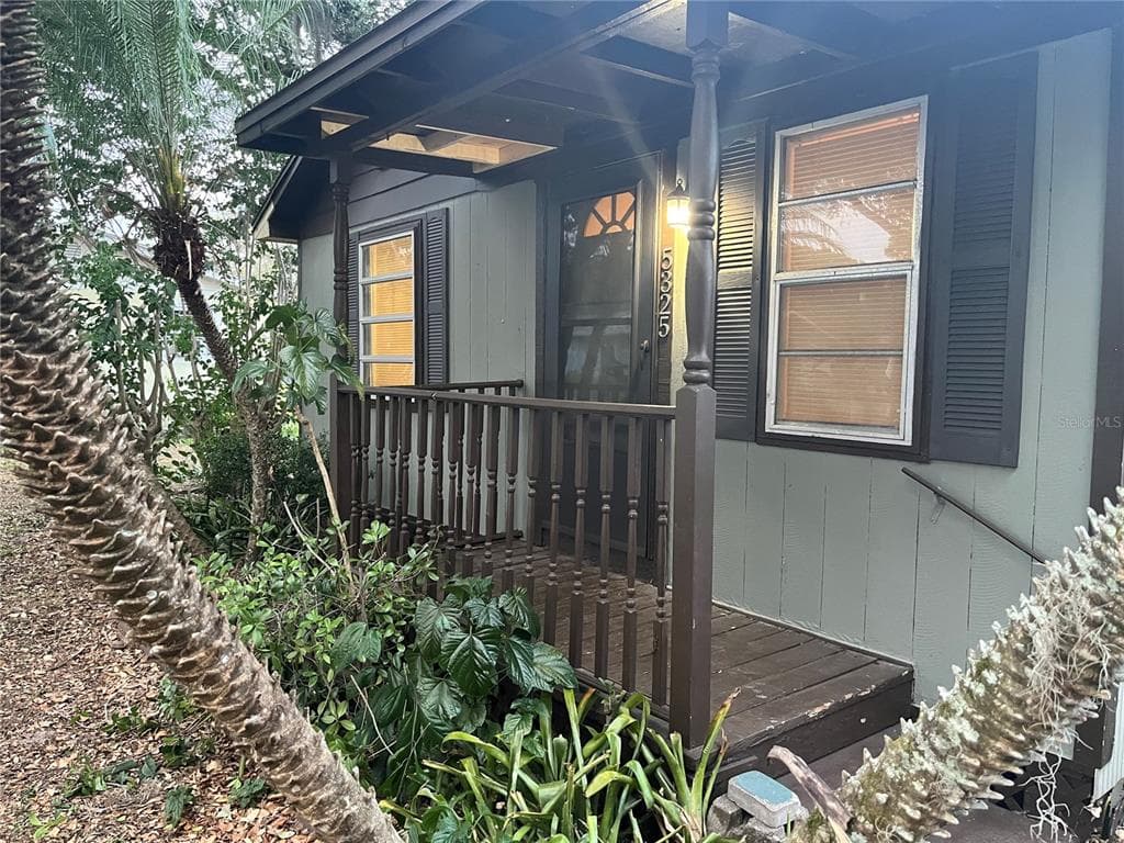 5325 LIME AVENUE SEFFNER, FL 33584