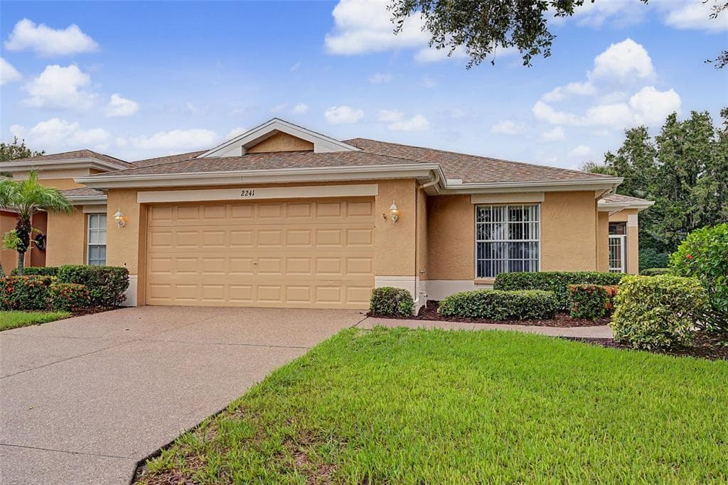 2241 WORTHINGTON GREENS DRIVE SUN CITY CENTER, FL 33573