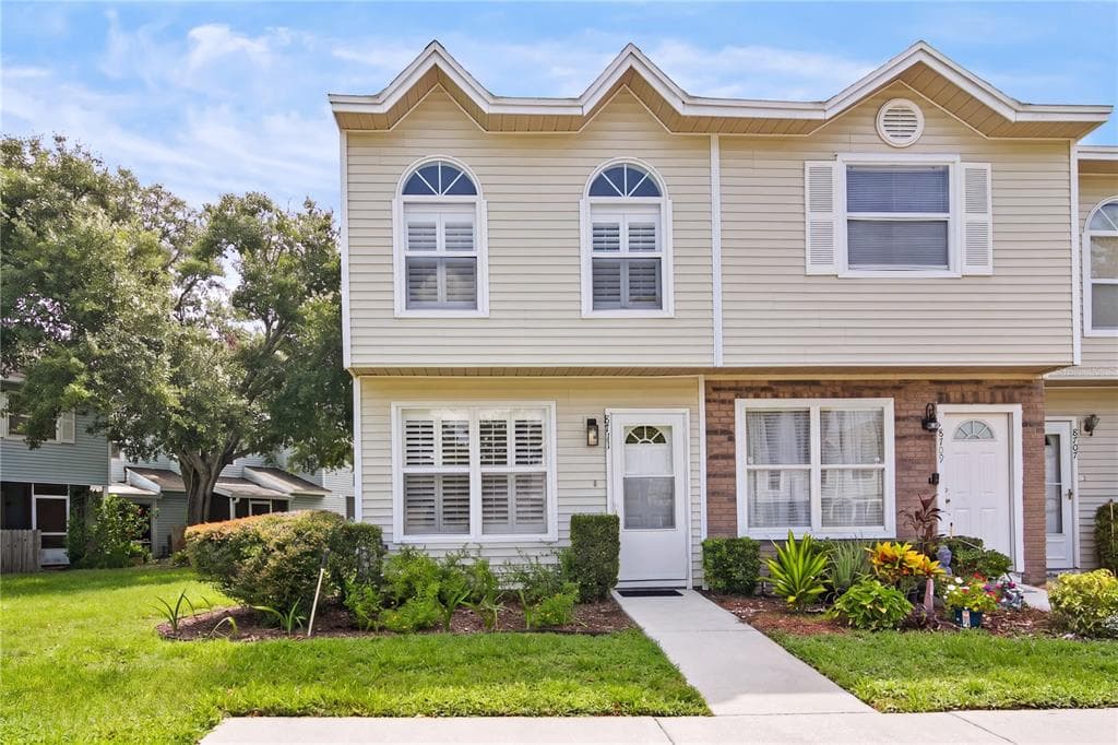 8711 COBBLER PLACE