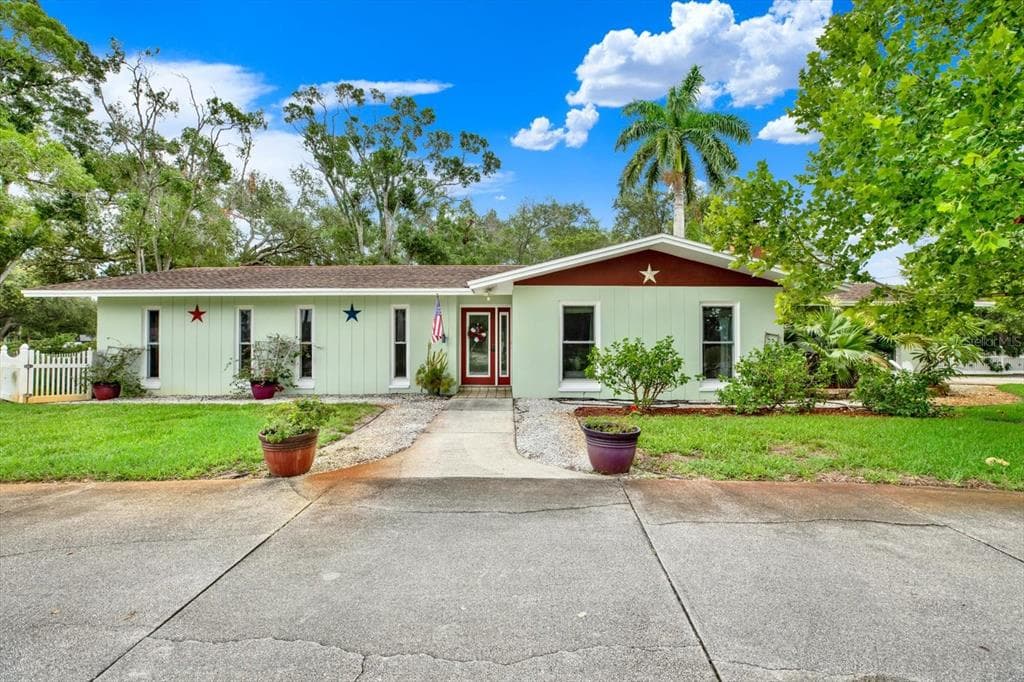 5790 150TH AVENUE N CLEARWATER, FL 33760