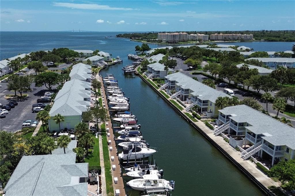 5111 COQUINA KEY DRIVE SE UNIT C ST PETERSBURG, FL 33705