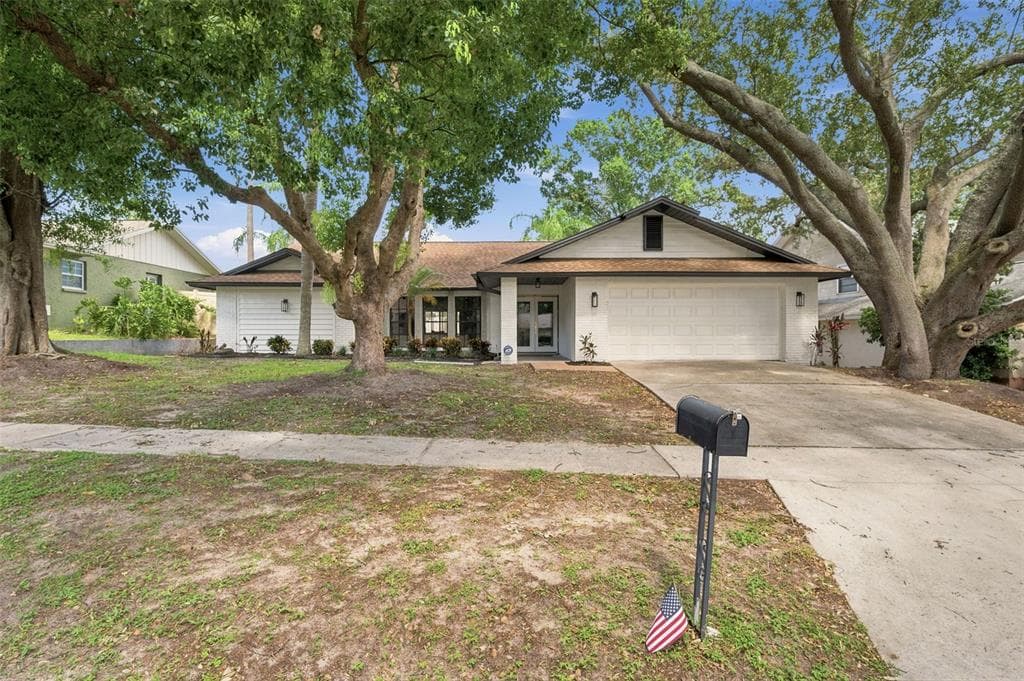 2721 BRIARPATCH DRIVE VALRICO, FL 33596