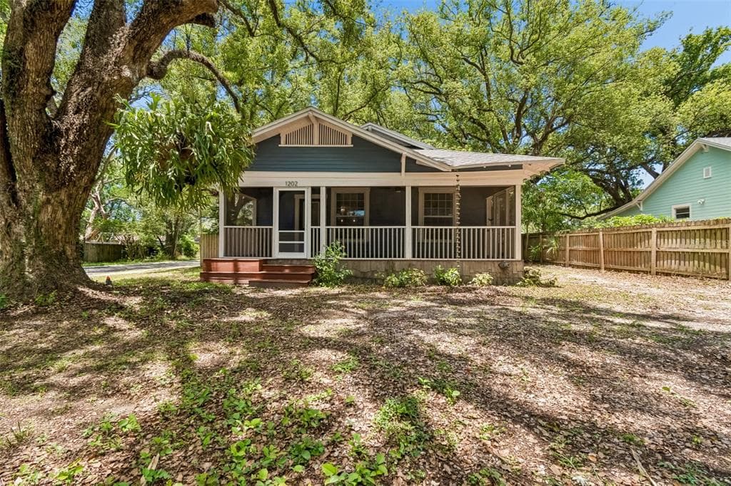 1202 E LOUISIANA AVENUE TAMPA, FL 33603