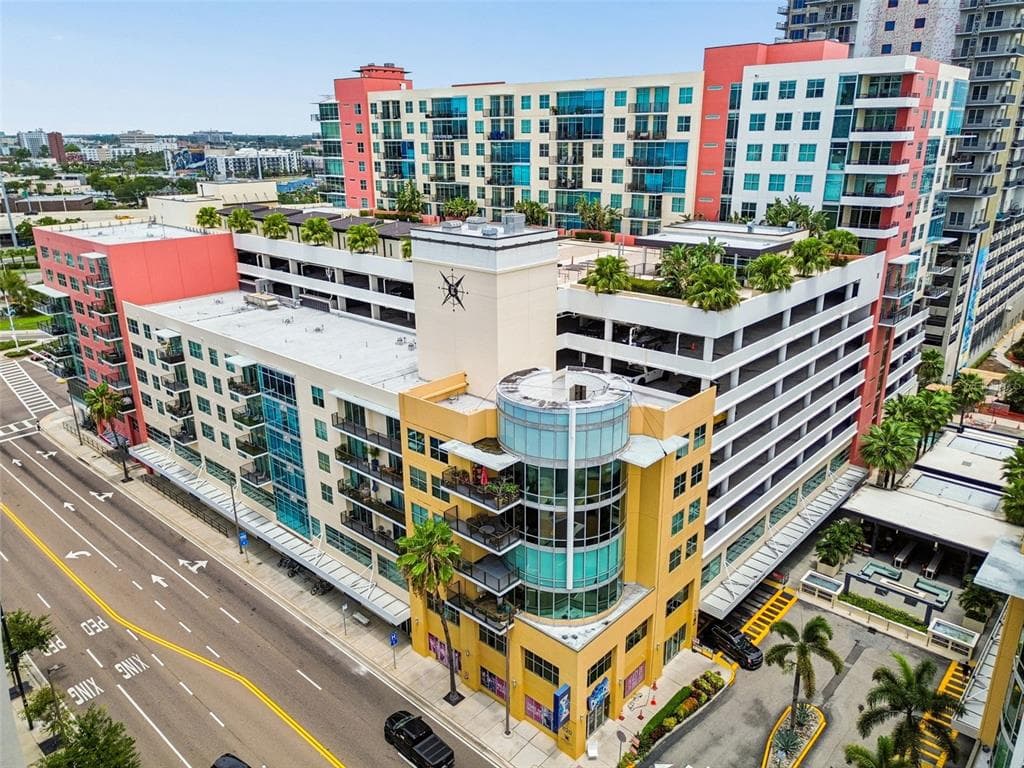 1120 E KENNEDY BOULEVARD W UNIT 1030 TAMPA, FL 33602