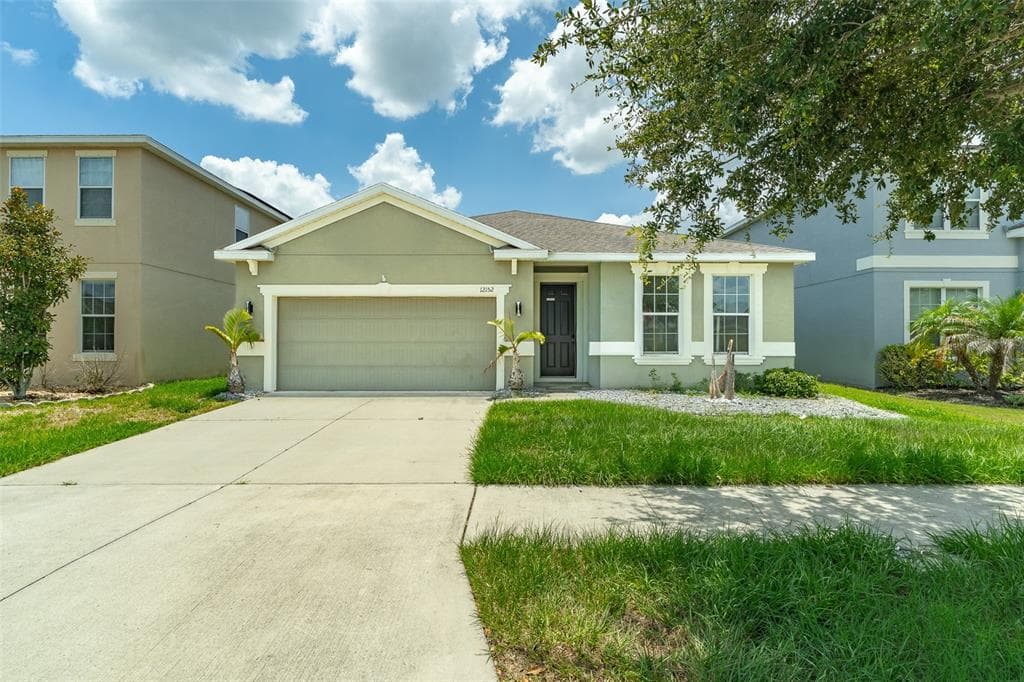 12152 LEDBURY COMMONS DRIVE GIBSONTON, FL 33534