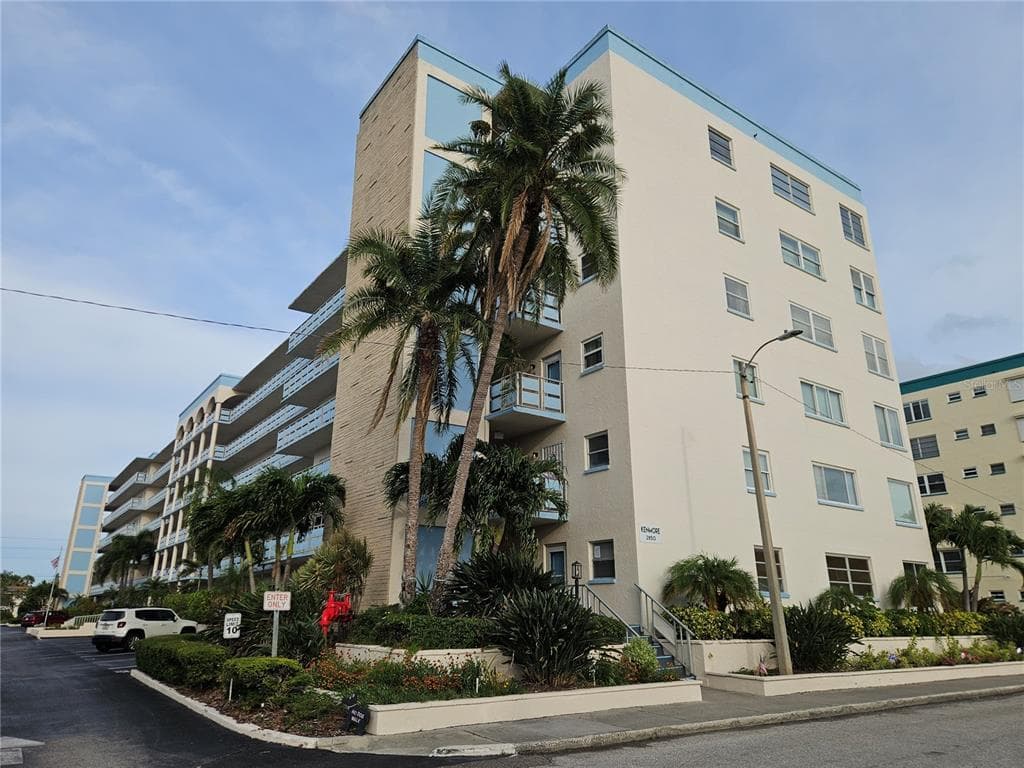 2850 59TH STREET S UNIT 115 ST PETERSBURG, FL 33707