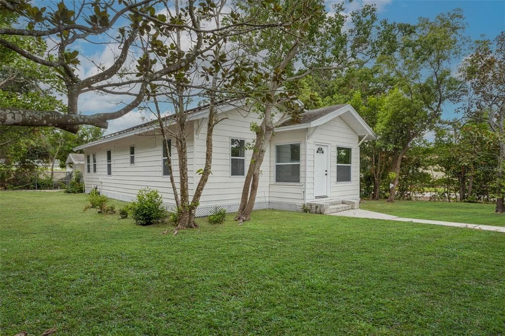4660 7TH AVENUE N ST PETERSBURG, FL 33713