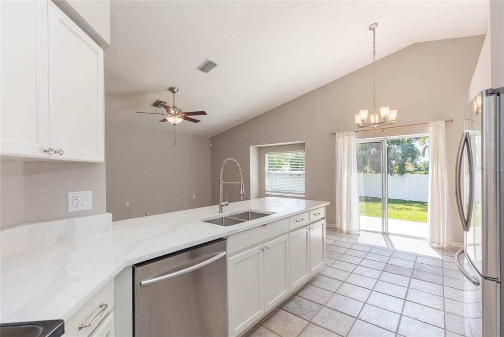 4550 ROUNDVIEW COURT LAND O LAKES, FL 34639