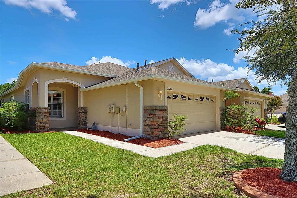 31007 PROUT COURT WESLEY CHAPEL, FL 33543