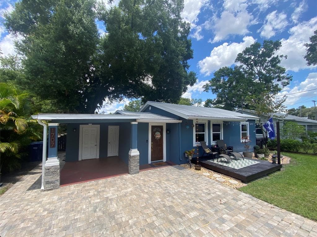 1707 W COMANCHE AVENUE TAMPA, FL 33603