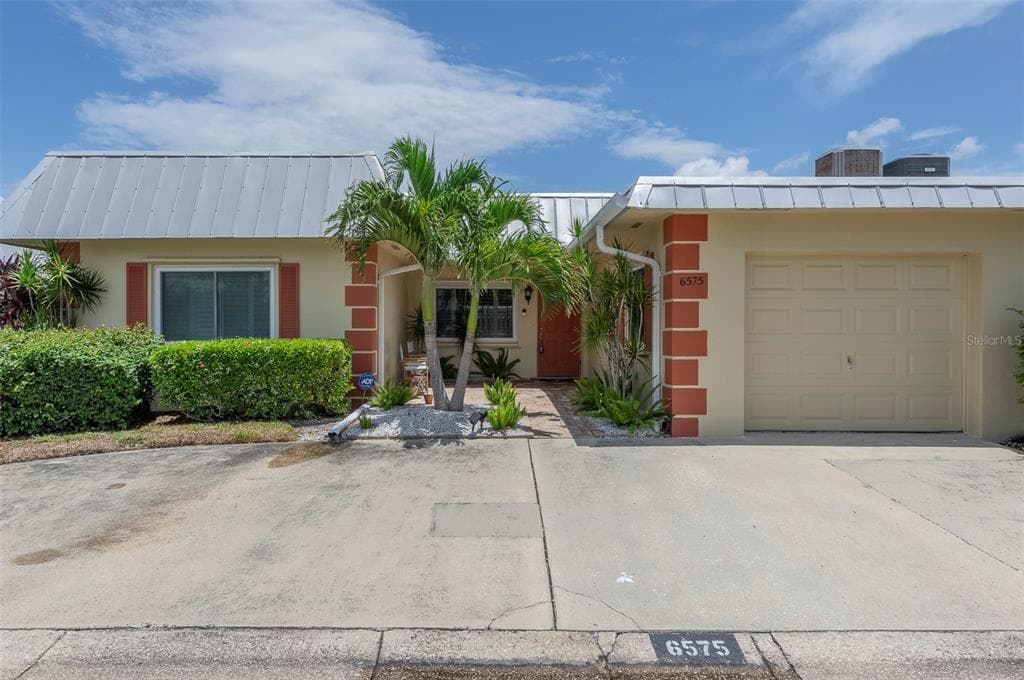 6575 GREEN VALLEY DRIVE SEMINOLE, FL 33777