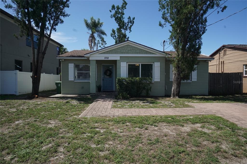 1712 W GRACE STREET TAMPA, FL 33607