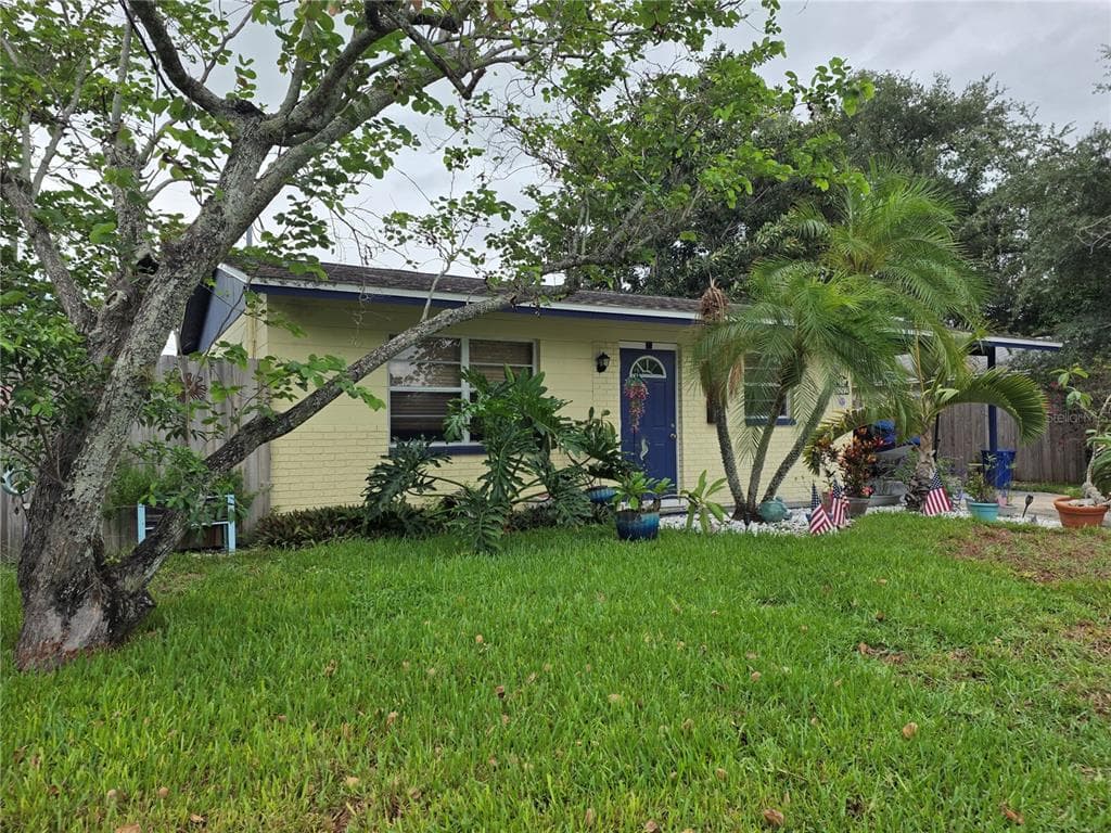 9272 51ST STREET N PINELLAS PARK, FL 33782