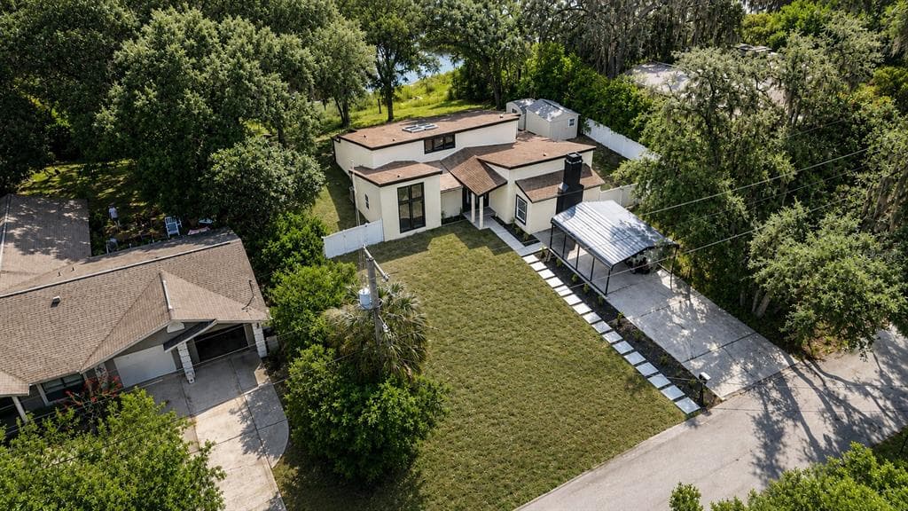 16123 E LAKE BURRELL DRIVE LUTZ, FL 33549