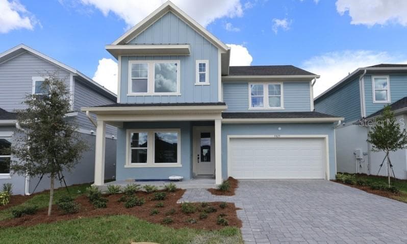 5825 NATIVE OAK STREET MOUNT DORA, FL 32757