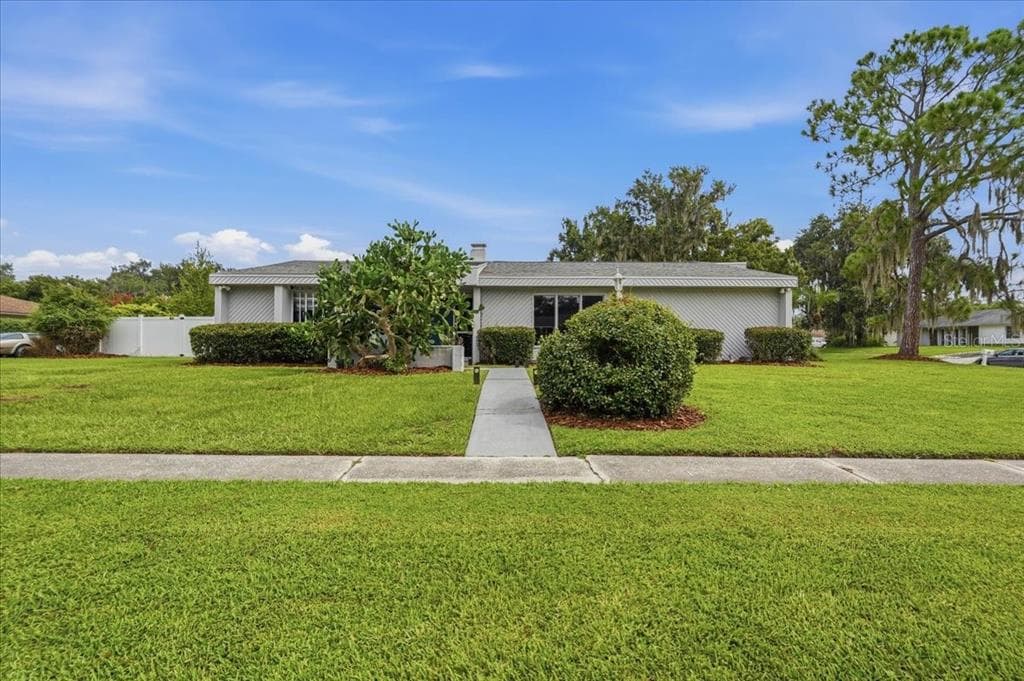 107 ELM SQUARE S