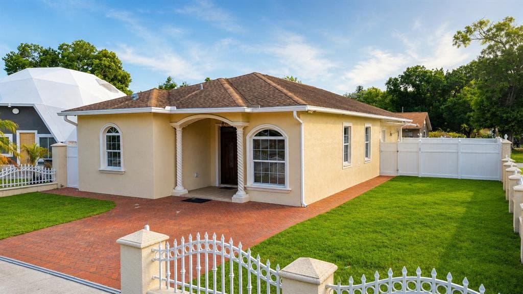 6922 N HALE AVENUE TAMPA, FL 33614