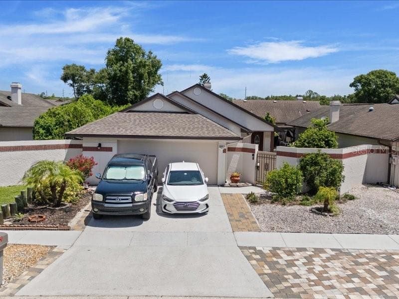 10903 LANDON LANE