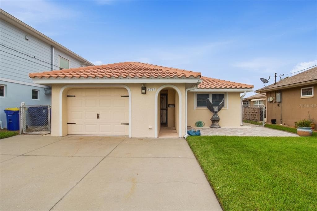 4549 TOPSAIL TRAIL NEW PORT RICHEY, FL 34652