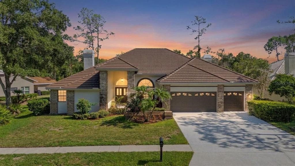 35 GREENHAVEN TRAIL OLDSMAR, FL 34677