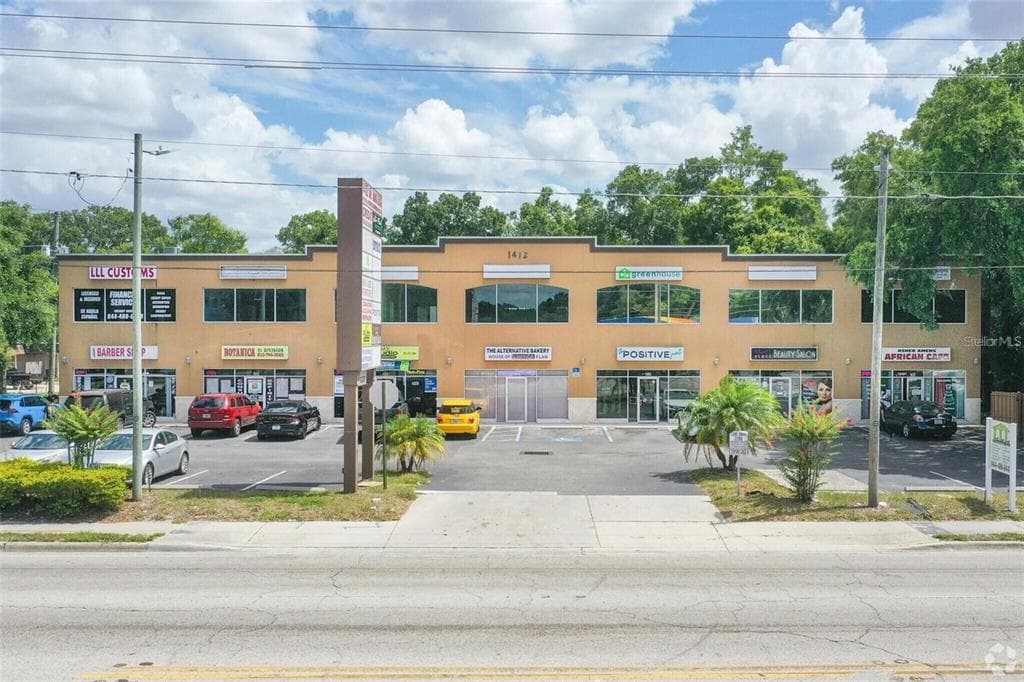 1412 W WATERS AVENUE UNIT 202