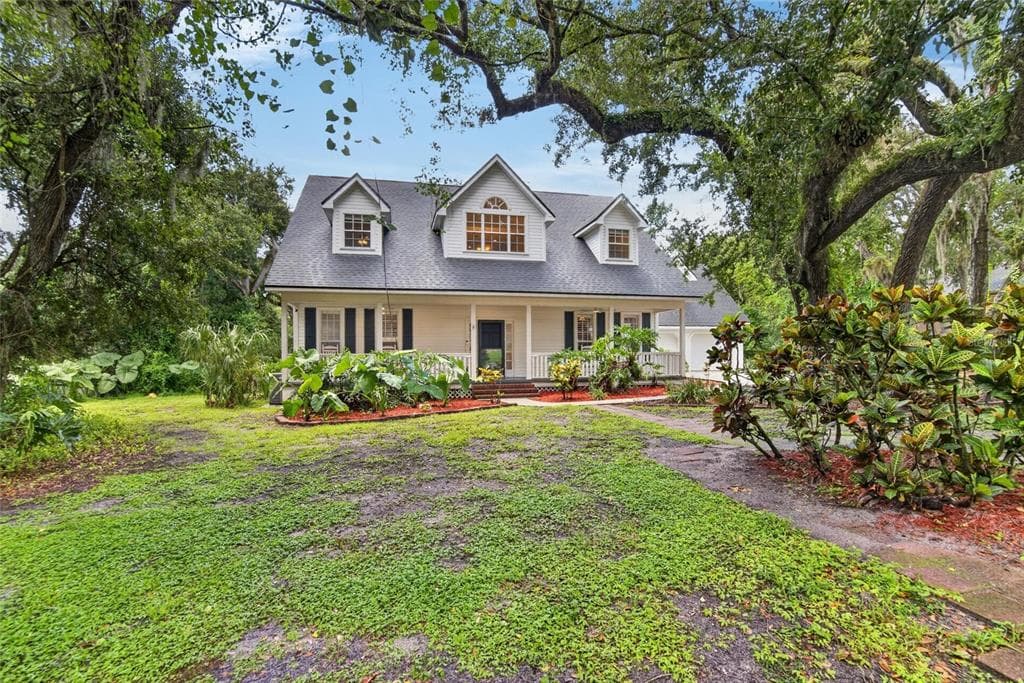 1701 COTTAGE OAKS COURT BRANDON, FL 33510
