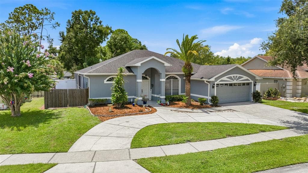 15306 CARROLLTON LANE TAMPA, FL 33624