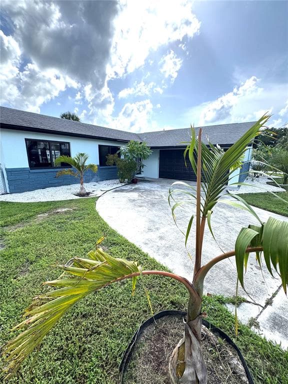 10708 DONBRESE AVENUE TAMPA, FL 33615