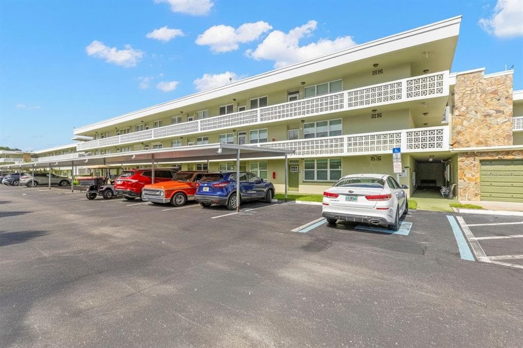 4890 BAY STREET NE UNIT 330