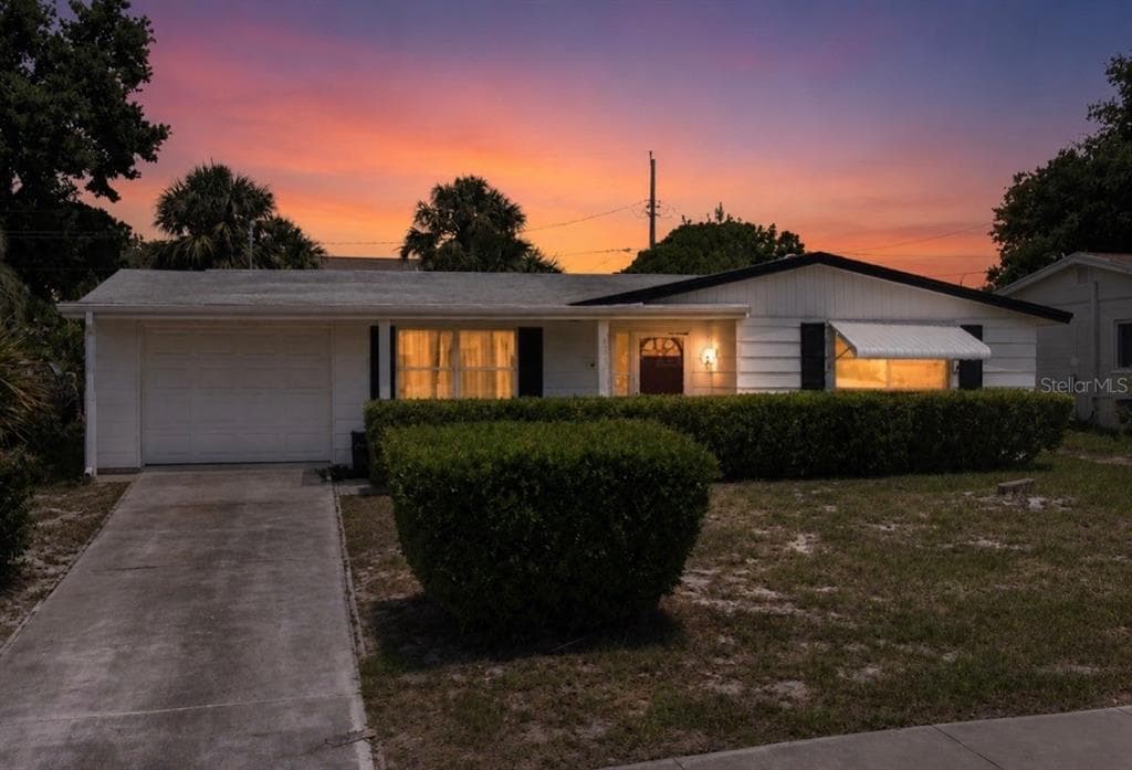 6207 OHIO AVENUE NEW PORT RICHEY, FL 34653