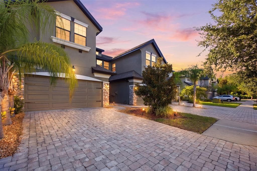 4905 WANDERING WAY WESLEY CHAPEL, FL 33544