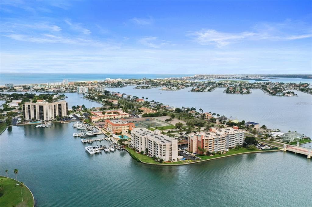 500 TREASURE ISLAND CAUSEWAY UNIT 610 TREASURE ISLAND, FL 33706